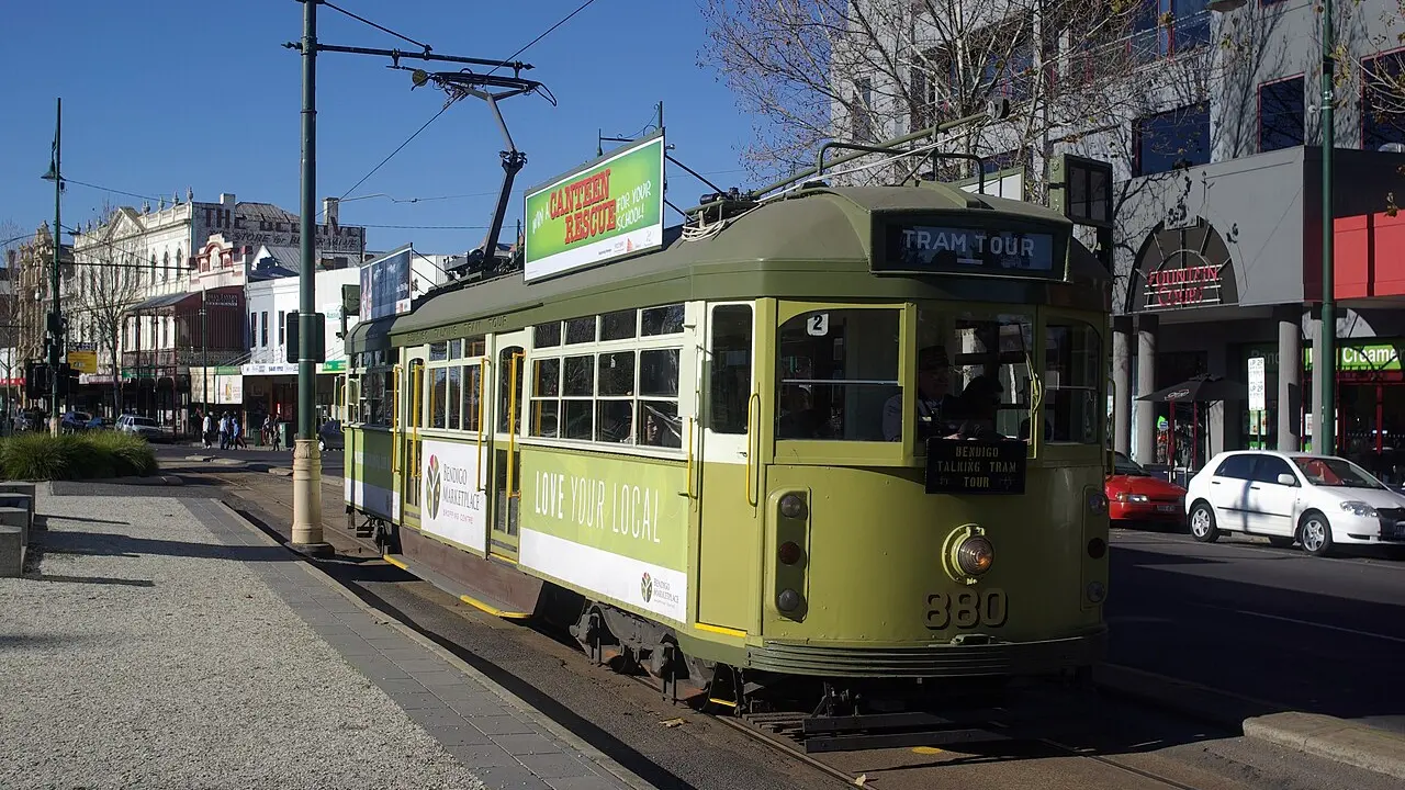 Vintage tram travelling through Bendigo.
